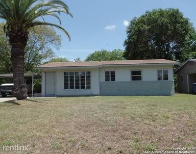 Main picture of 126 Eastwood Dr