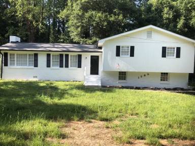 Main picture of 1280 Liberty Hill Rd NE
