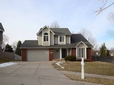 Main picture of 16321 Charles Cir