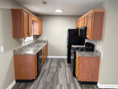 Main picture of 1009 Blackwell Ct