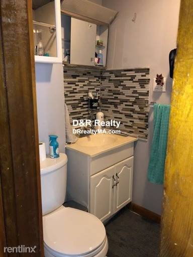 Main picture of 464 Somerville Ave