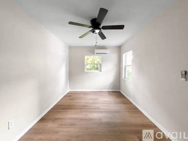 Main picture of 306 SW 19th Ave
