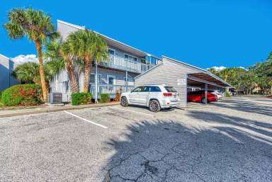 Main picture of 251 Fenwick Dr