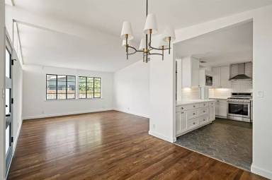Main picture of 1207 Ridgemont Dr