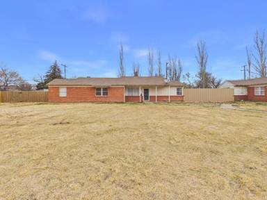 Main picture of 3006 Westhaven Dr