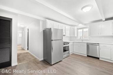 Main picture of 118 5th Ave