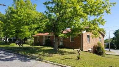 Main picture of Culbreth Ave