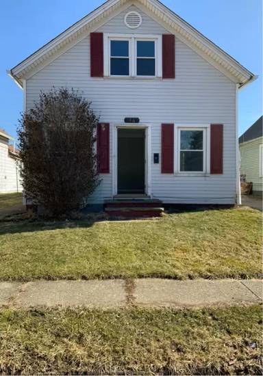 Main picture of 3449 E 71st St