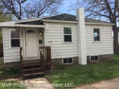 Main picture of 718 Gohres St