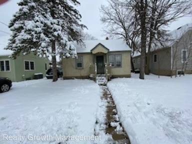 Main picture of 1006 3rd Ave SE