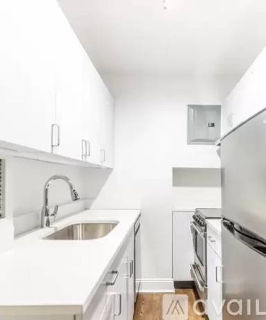Main picture of 149 W 55th St
