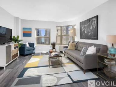 Main picture of 875 N State St