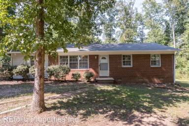 Main picture of 8300 Lawdraker Rd