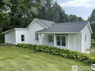 Main picture of 1359 Main St