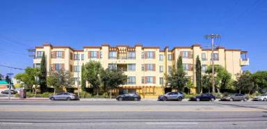 Main picture of 6938 Laurel Canyon Blvd