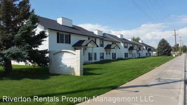 Main picture of 1719 E Park Ave