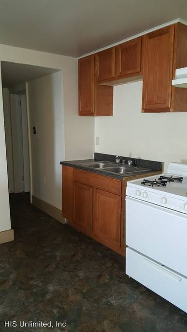 Main picture of 109 Guy Park Ave