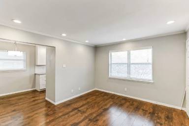 Main picture of 6315 Richmond Ave
