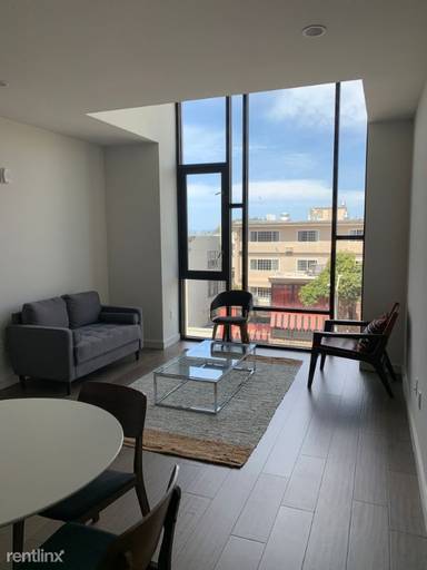 Main picture of 1463 Lombard St