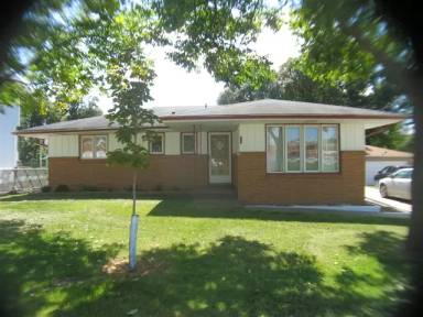 Main picture of 713 E Virginia Ave