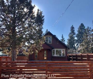 Main picture of 103 SW Roosevelt Ave