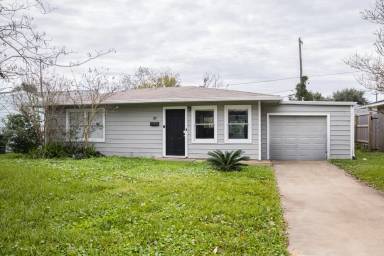 Main picture of 125 Bonita Ave