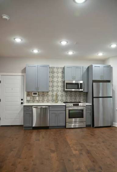 Main picture of 4139 W Girard Ave