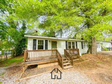 Main picture of 116 Dobbs St