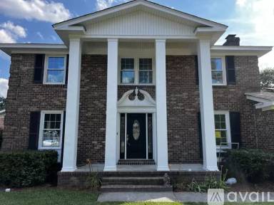 Main picture of 8081 Kittery Ave