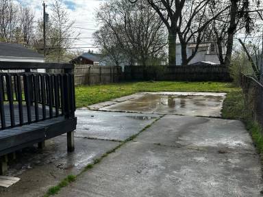 Main picture of 24824 Lauren Ave