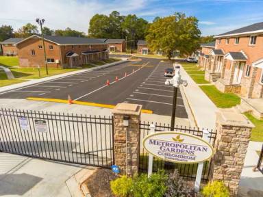 Main picture of Metropolitan Gardens Townhomes