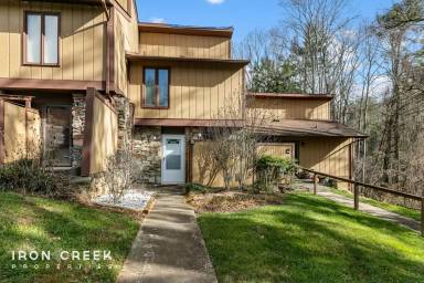 Main picture of 137 Colony Dr