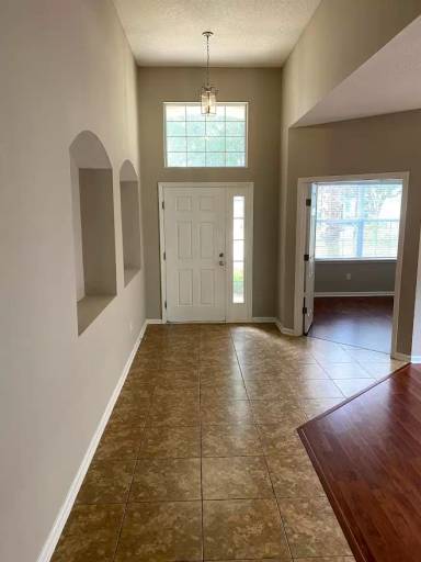 Main picture of 6335 Courtney Crest Ln