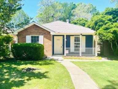 Main picture of 5904 Carmel Dr