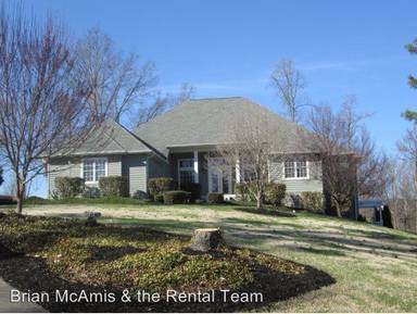 Main picture of 105 Mountain River Dr