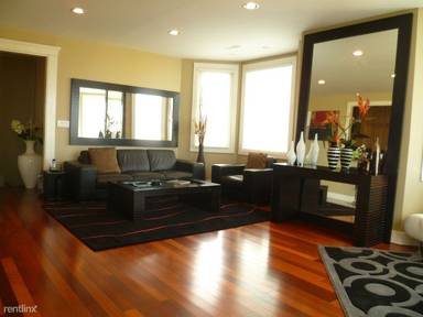 Main picture of 302 Bainbridge St