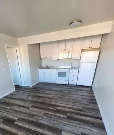 Main picture of 580 Mesa Blvd