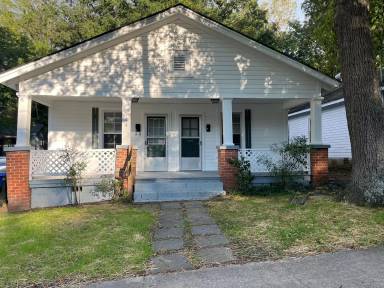 Main picture of 914 Berkeley St