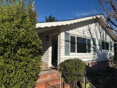 Main picture of 617 Nason St