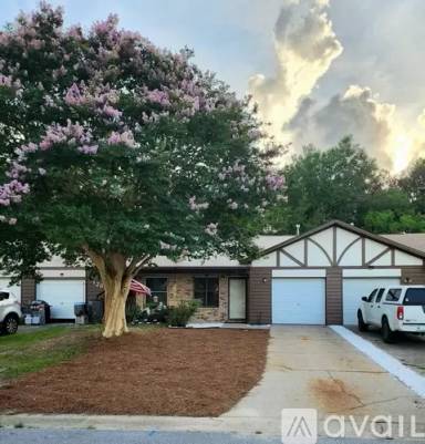 Main picture of 12 Viking Dr NW