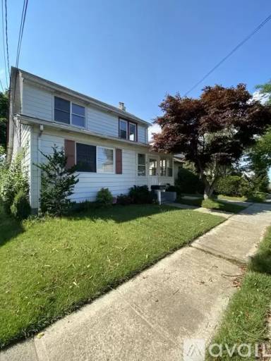 Main picture of 10 Tollgate Ct