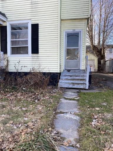 Main picture of 332 Hoefler St