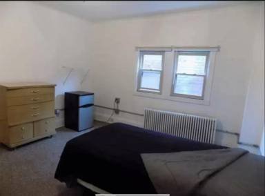 Main picture of 304 Helen St