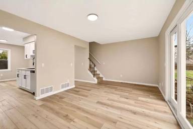 Main picture of 14 Elm St