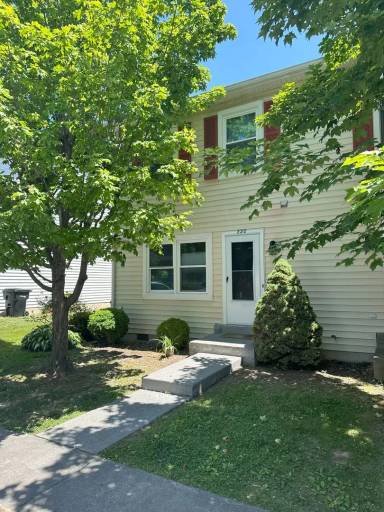 Main picture of 220 Kimberly Way