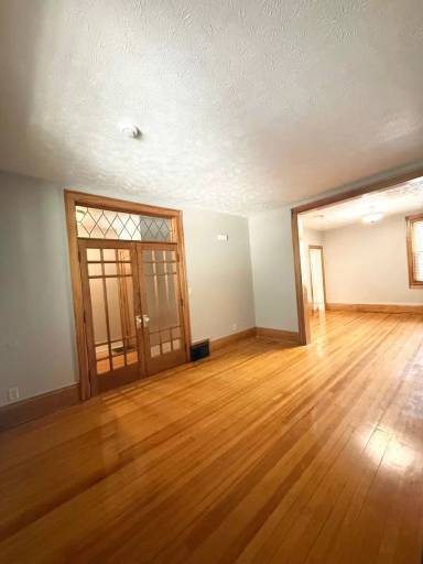 Main picture of 528 S 26th Ave
