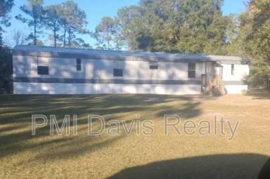 Main picture of 4674 Mayflower St