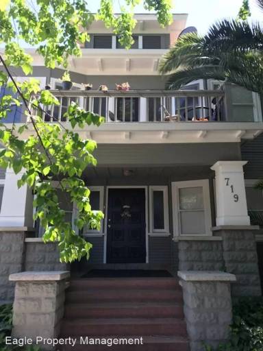 Main picture of 719 19th St