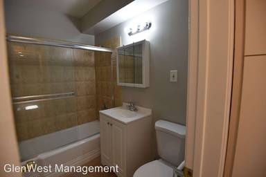 Main picture of 212 S Jackson St