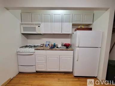 Main picture of 1424 B St